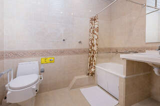 Гостиница АветПарк Санкт-Петербург Одноместный номер для людей с ограниченными физическими возможностями-8